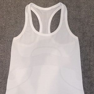 Lululemon swiftly tech tank top size 4